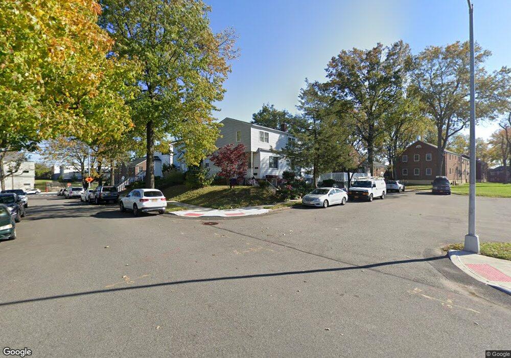 25602 60th Ave, Little Neck, NY 11362 - photo 1