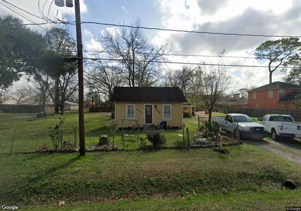 908 De Boll St, Houston, TX 77022 - photo 1