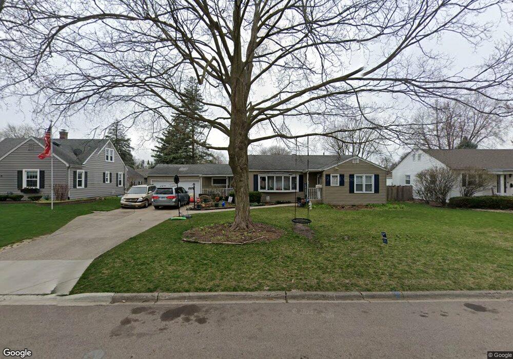 141 S Westlawn Ave, Aurora, IL 60506 - photo 1