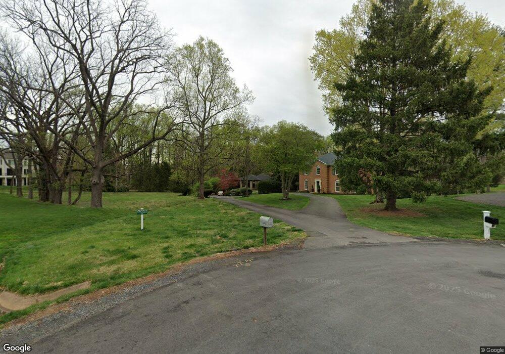 1201 Ina Ln, McLean, VA 22102 - photo 1