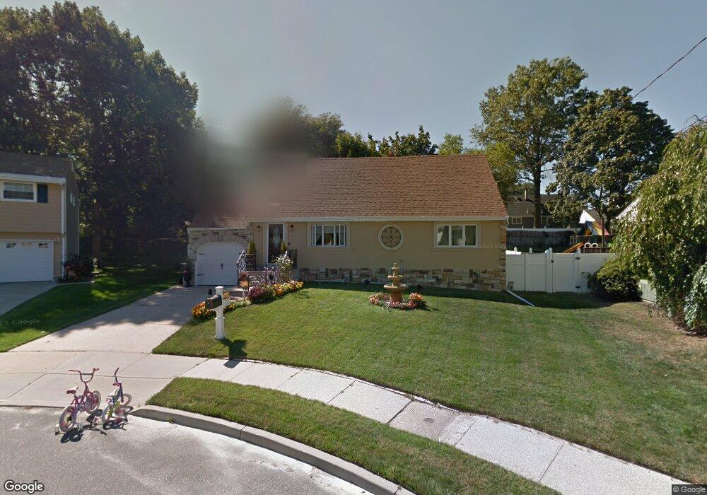 17 Jupiter Ct, South Amboy, NJ 08879 - photo 1