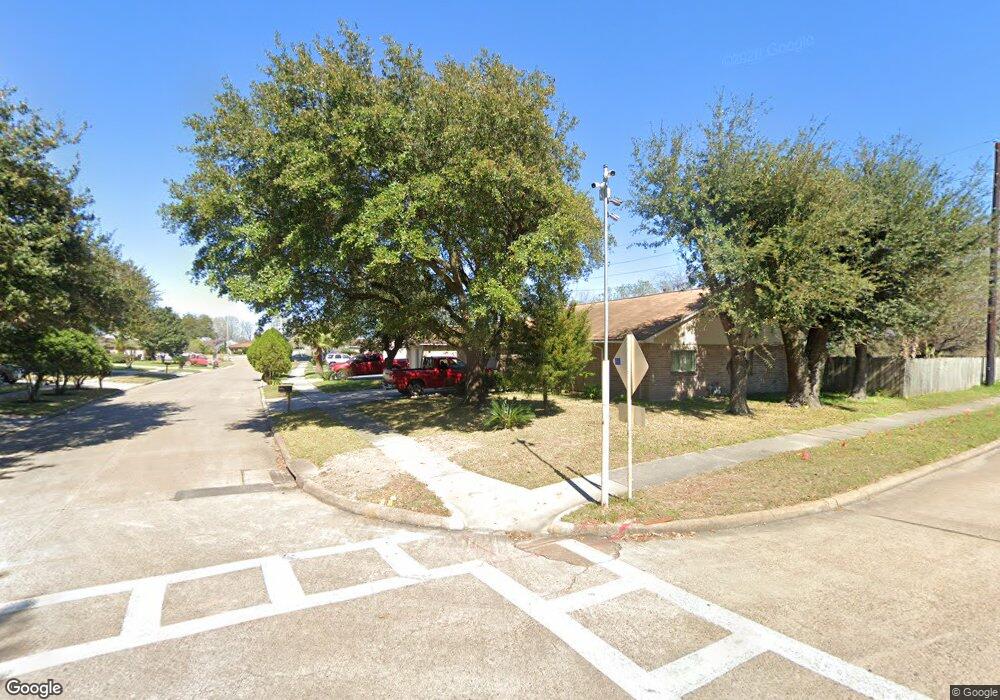 3206 Edgecreek Dr, Houston, TX 77066 - photo 1