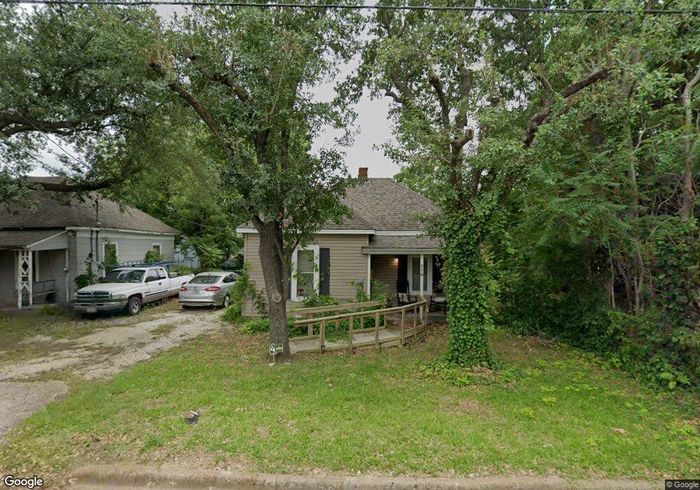 816 W Florence St, Denison, TX 75020 - photo 1