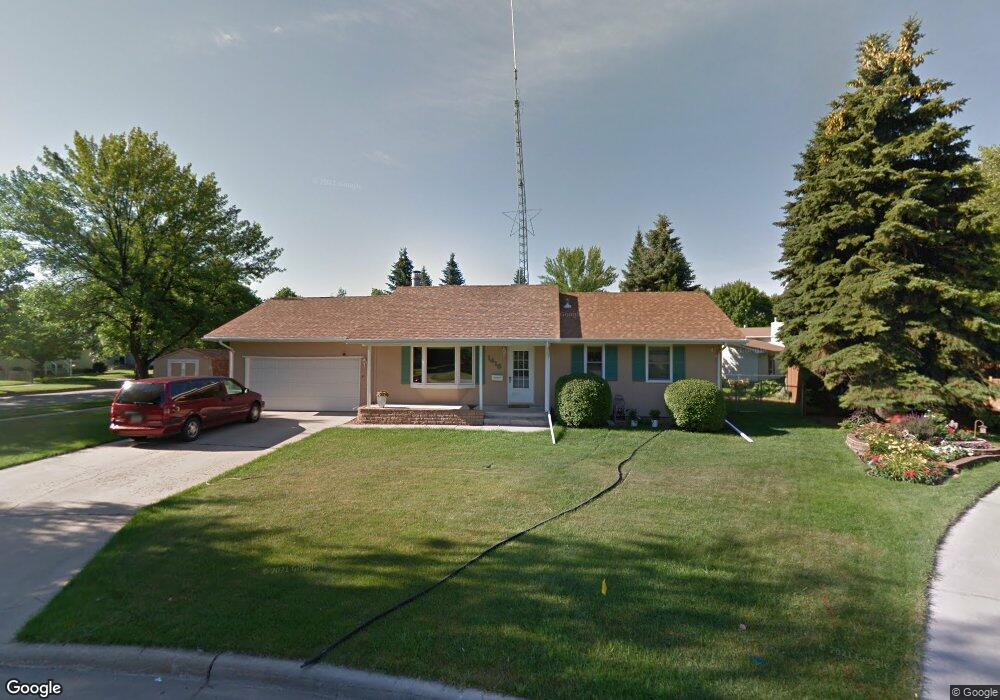 1418 Burntwood Ct, Grand Forks, ND 58201 - photo 1