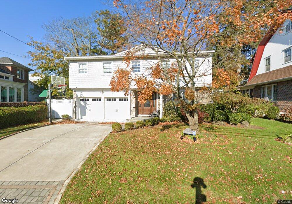 888 Knota Rd, Woodmere, NY 11598 - photo 1