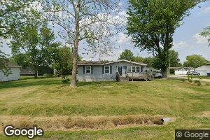 628 7th St, Andover, IL 61241