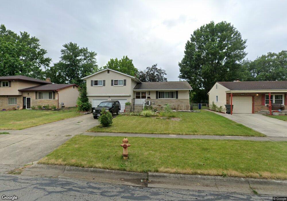 5605 Satinwood Dr, Columbus, OH 43229 - photo 1