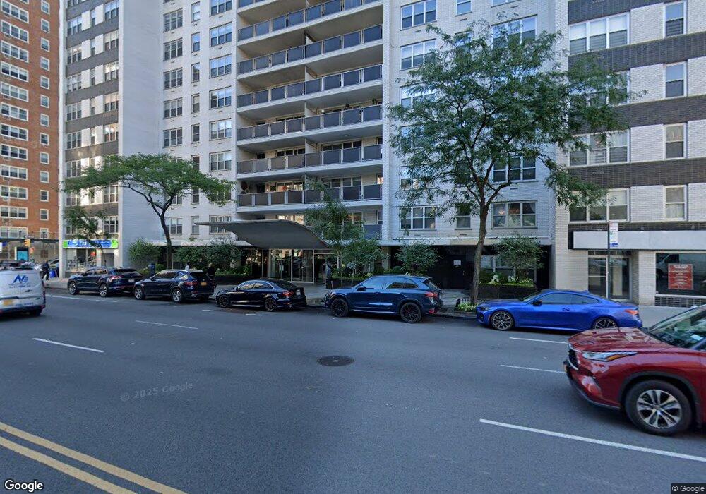 Gramercy Park Towers unit 12A, New York, NY 10003 - photo 1