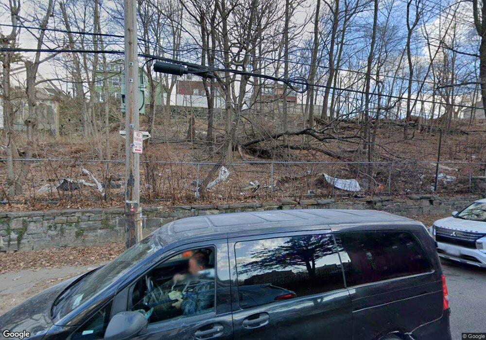 110 Bruce Ave, Yonkers, NY 10705 - photo 1