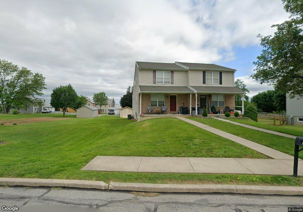 247 W 2nd St, Alburtis, PA 18011 - photo 1