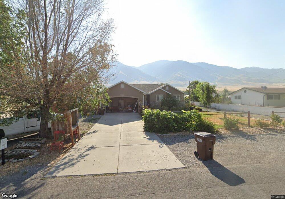 7836 Mountain View Rd, Lake Point, UT 84074 - photo 1