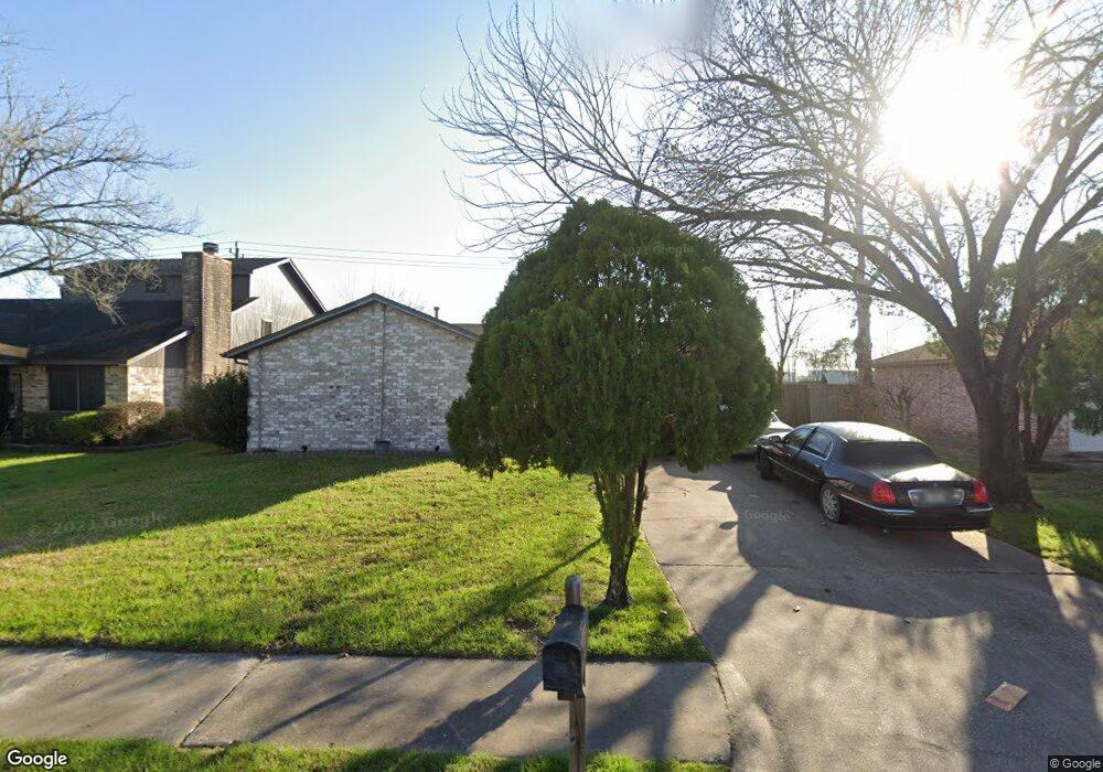 13710 Long Glen Dr, Houston, TX 77039 - photo 1