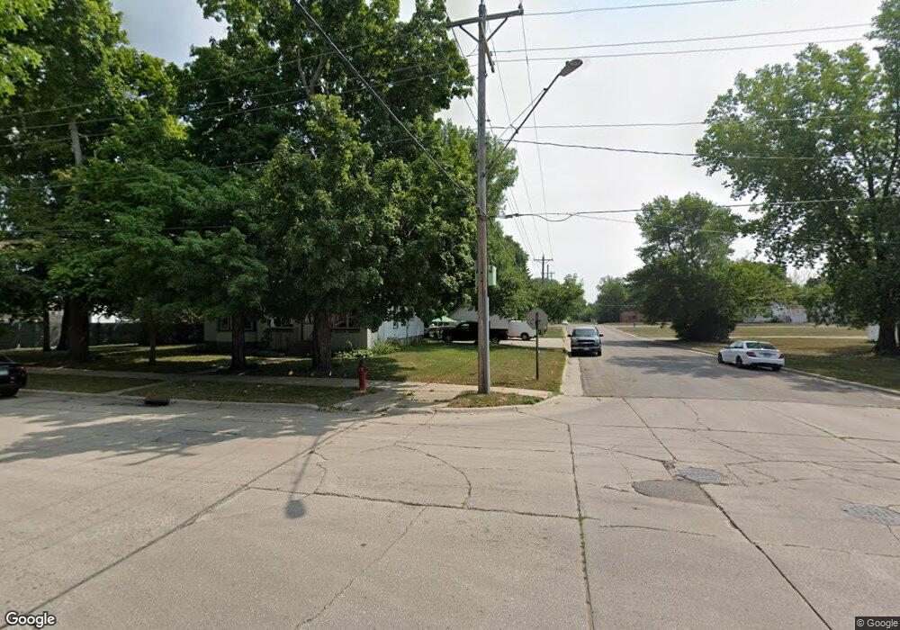 211 211 2nd-Street-se, Austin, MN 55912 - photo 1