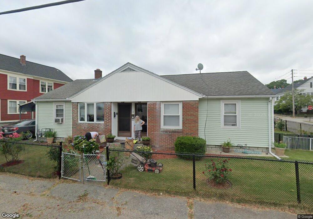 3 Clover St, Pawtucket, RI 02860 - photo 1