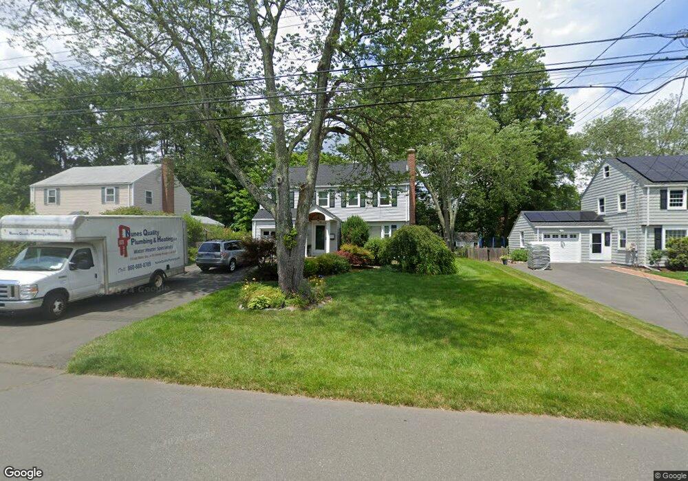 48 Iroquois Rd, West Hartford, CT 06117 - photo 1