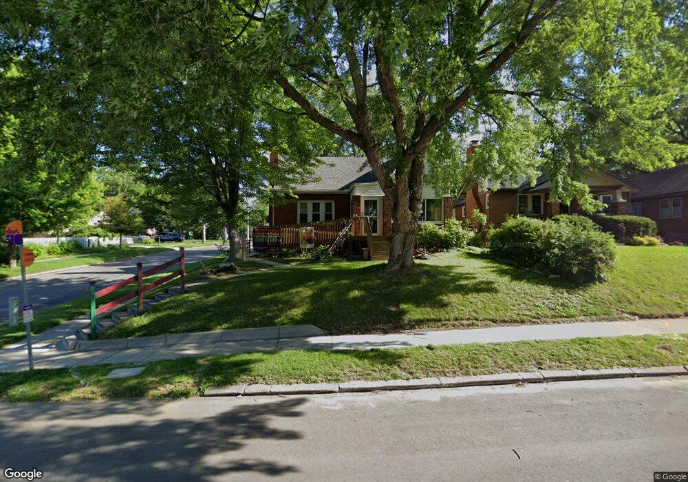 3521 Franklin Ave, Des Moines, IA 50310 - photo 1