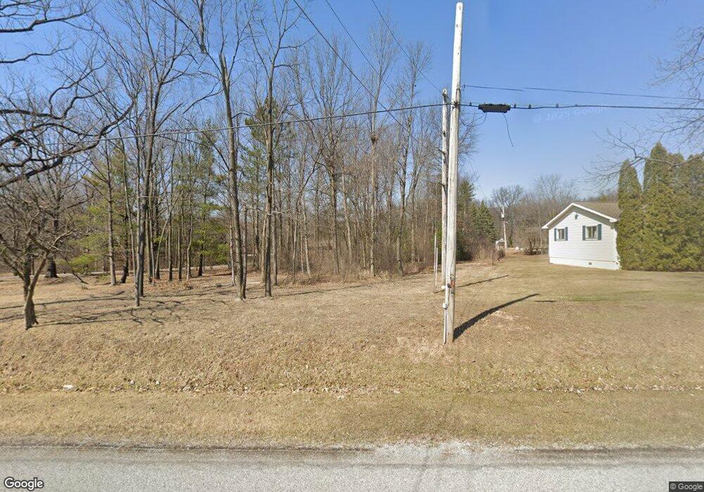 5399 Sandusky Rd, Lima, OH 45801 - photo 1