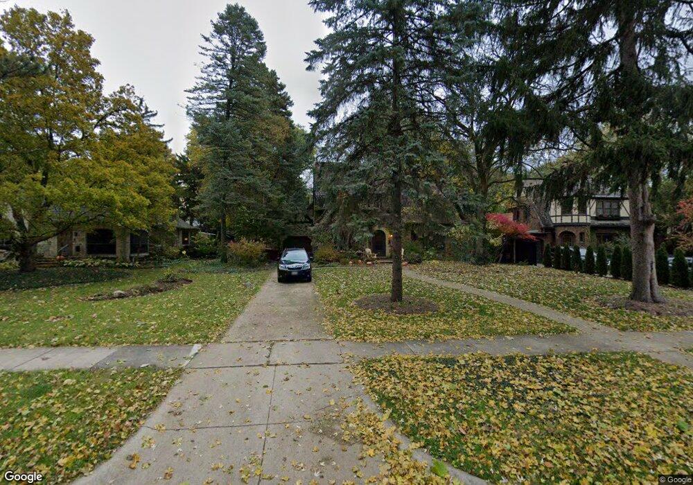 332 N Lincoln St, Batavia, IL 60510 - photo 1