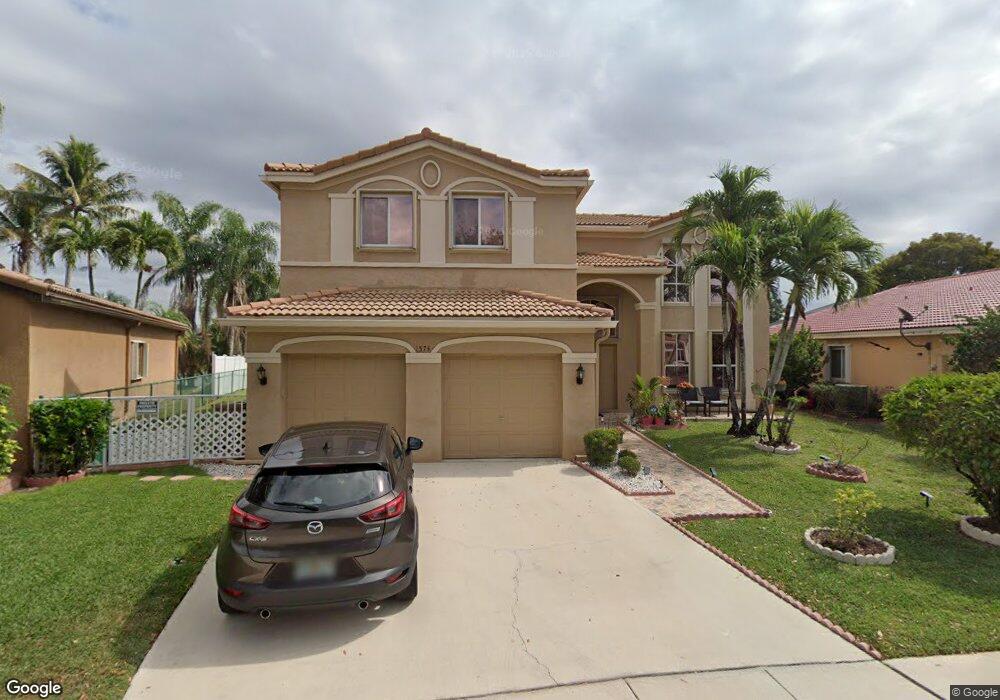 1574 E Harmony Lake Cir, Davie, FL 33324 - photo 1