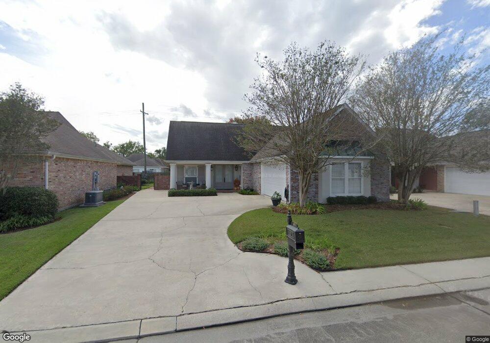 403 Sugar Mill Courtyard, Houma, LA 70360 - photo 1