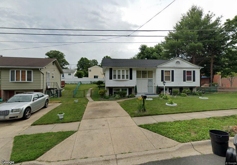 215 Yorknolls Dr, Capitol Heights, MD 20743 - photo 1