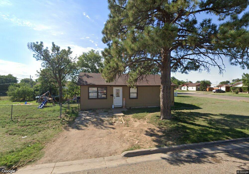 323 W 5th St, Dumas, TX 79029 - photo 1