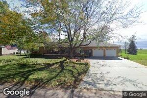115 W 1st St, Dimock, SD 57331