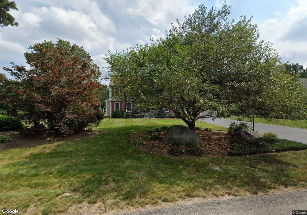 13 Fox Run Rd, Medway, MA 02053 - photo 1