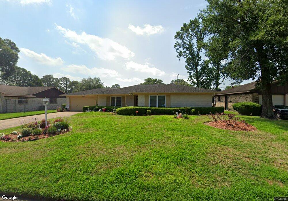 6126 Shady Timbers Dr, Houston, TX 77016 - photo 1