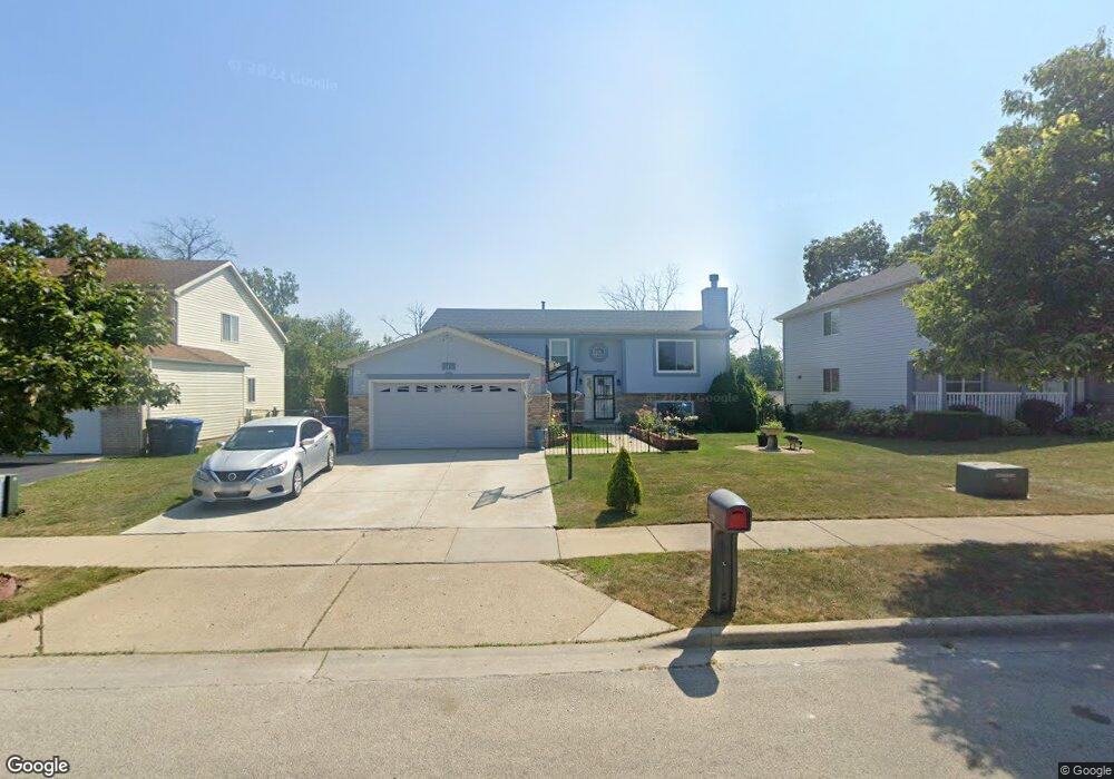 2705 W Lucia Ave, Waukegan, IL 60085 - photo 1