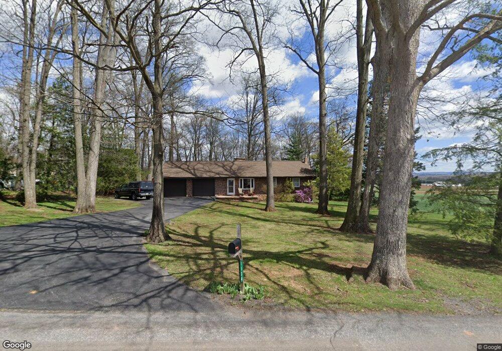 1134 E Pieffer Hill Rd, Stevens, PA 17578 - photo 1