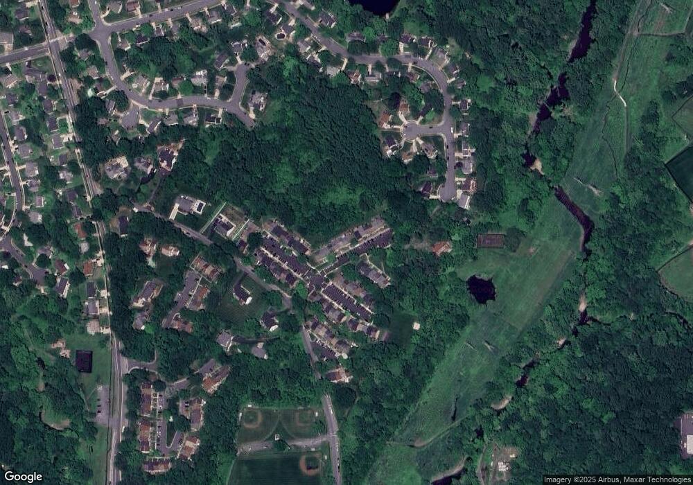 8316 Highcliffe Ct, Annandale, VA 22003 - photo 1