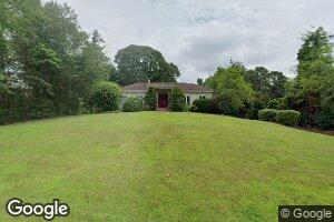 14 Gilbert Rd E, Great Neck, NY 11024