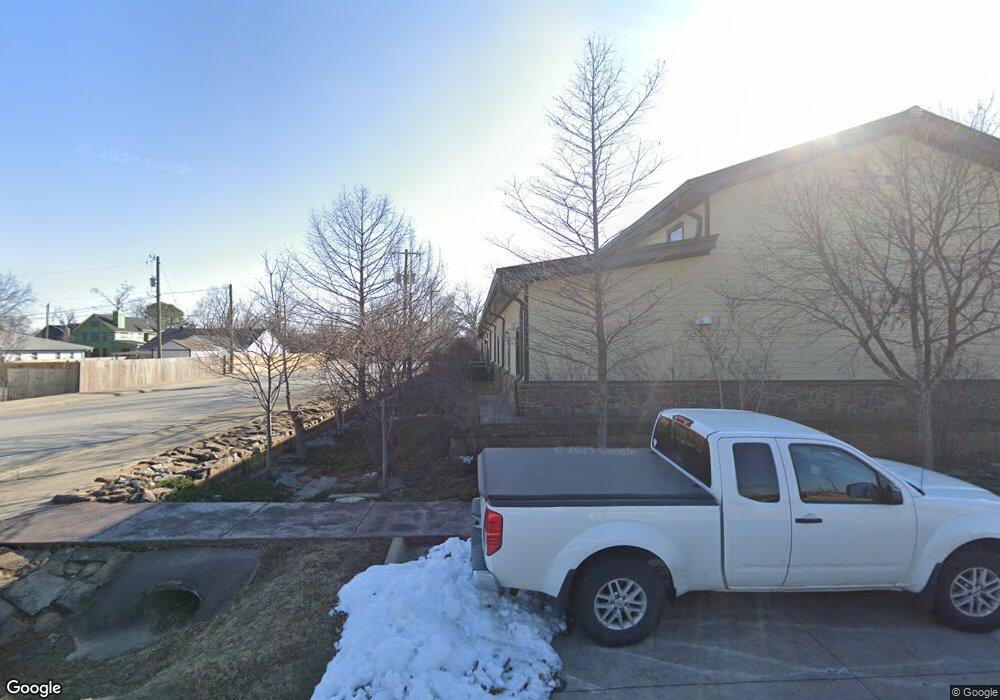 811 NW 9th St, Bentonville, AR 72712 - photo 1