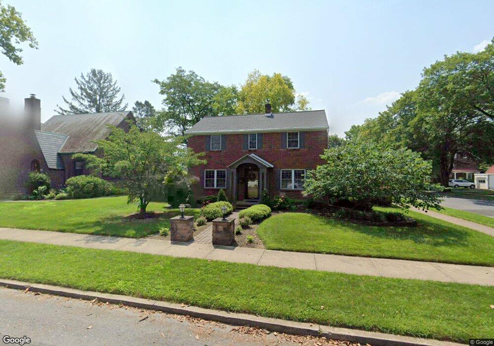 2048 W Livingston St unit 2052, Allentown, PA 18104 - photo 1