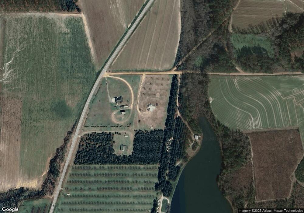 458 Waters Rd, Metter, GA 30439 - photo 1