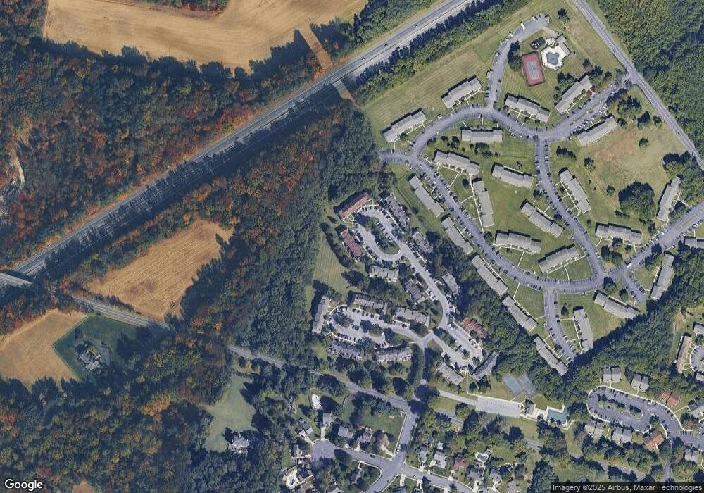 737 Garrison Ct unit 737, West Deptford, NJ 08051 - photo 1