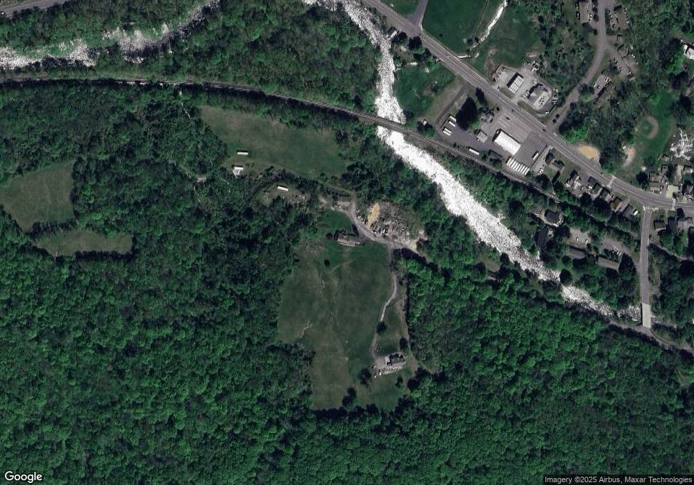 137 Manning Rd, Warren, MA 01083 - photo 1