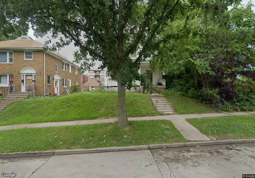 816 Pershing Ave, Davenport, IA 52803 - photo 1