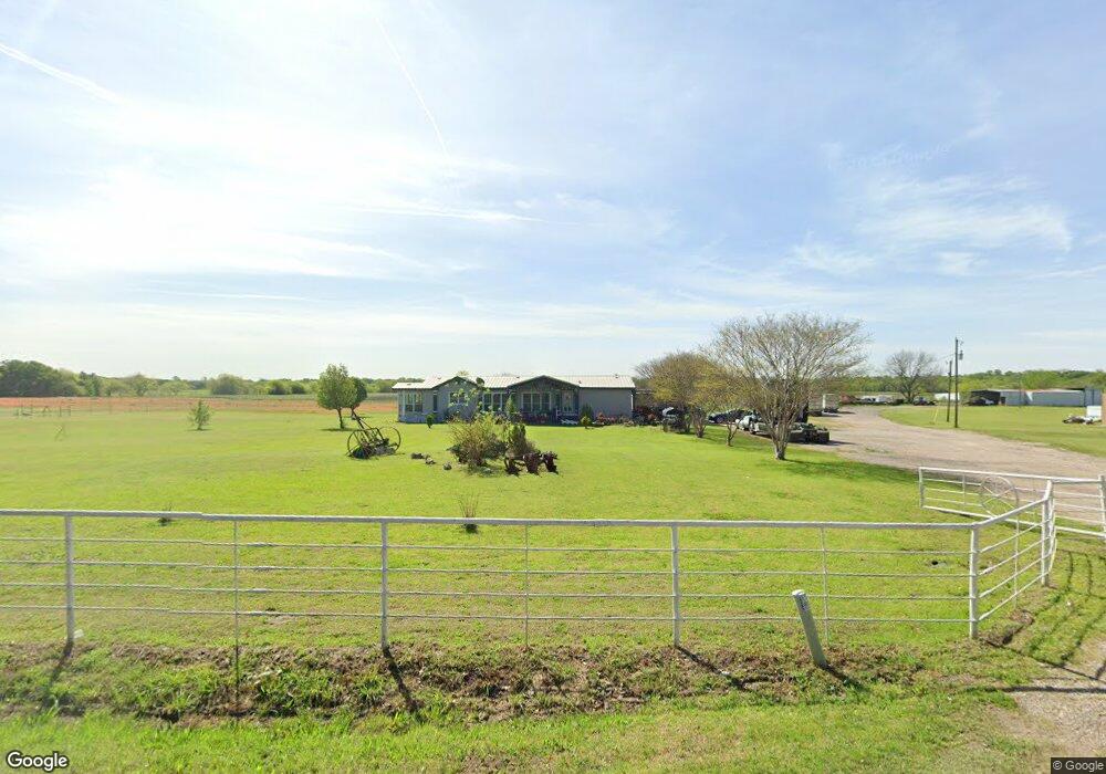 834 Log Cabin Rd, Ennis, TX 75119 - photo 1