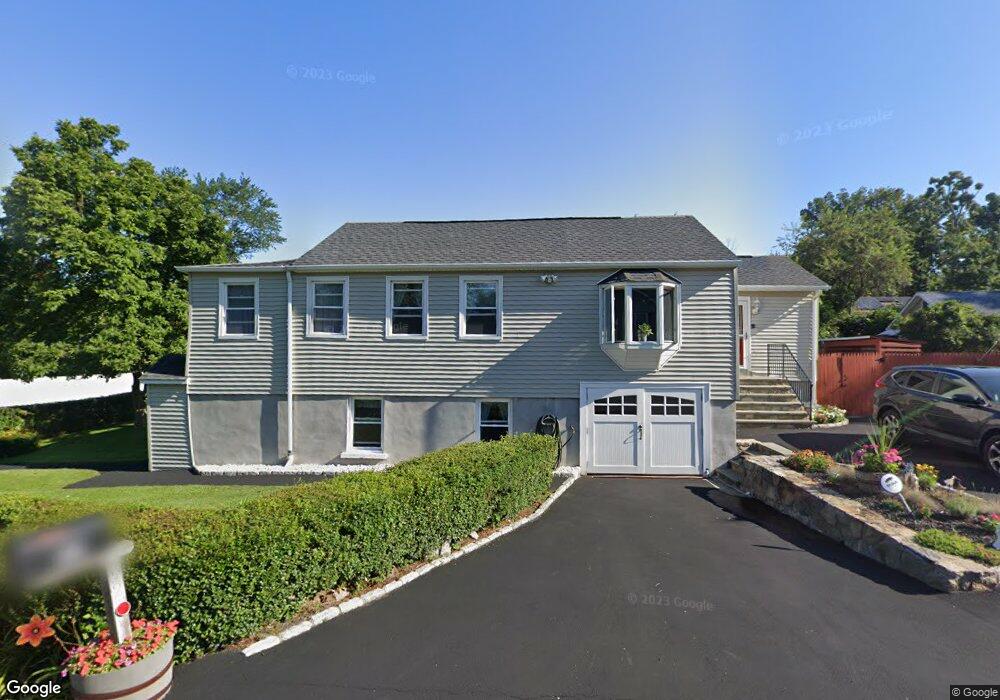 32 Huguenot Rd, Carmel, NY 10512 - photo 1