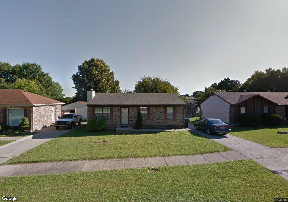 6816 Spourtland Dr, Louisville, KY 40228 - photo 1