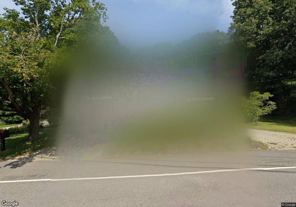 140 Lincoln Ave, Barrington, RI 02806 - photo 1