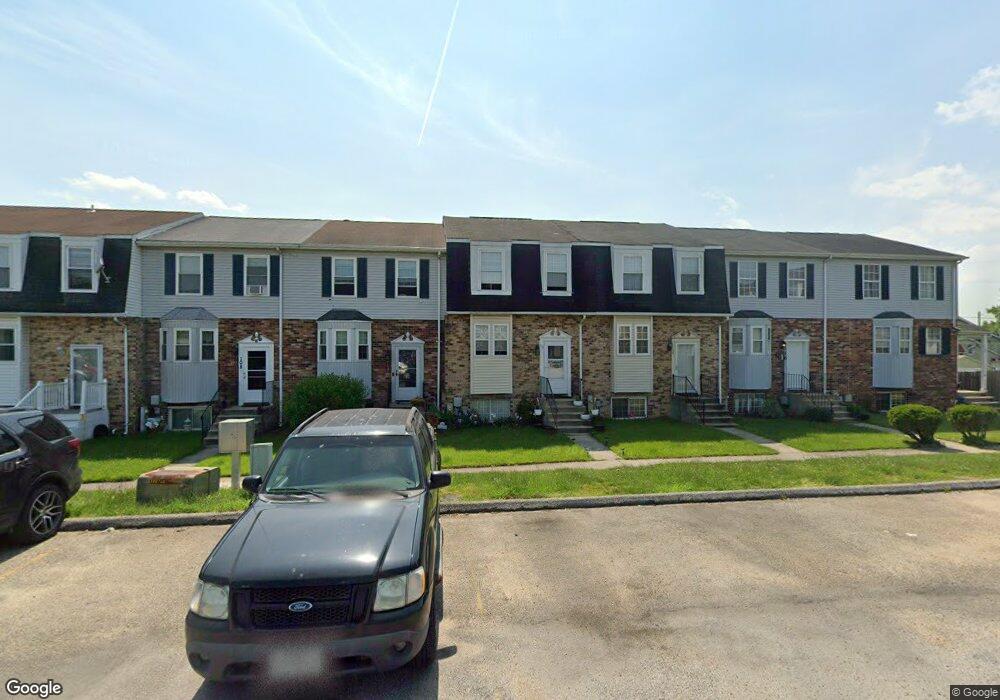 112 Highshire Ct, Dundalk, MD 21222 - photo 1