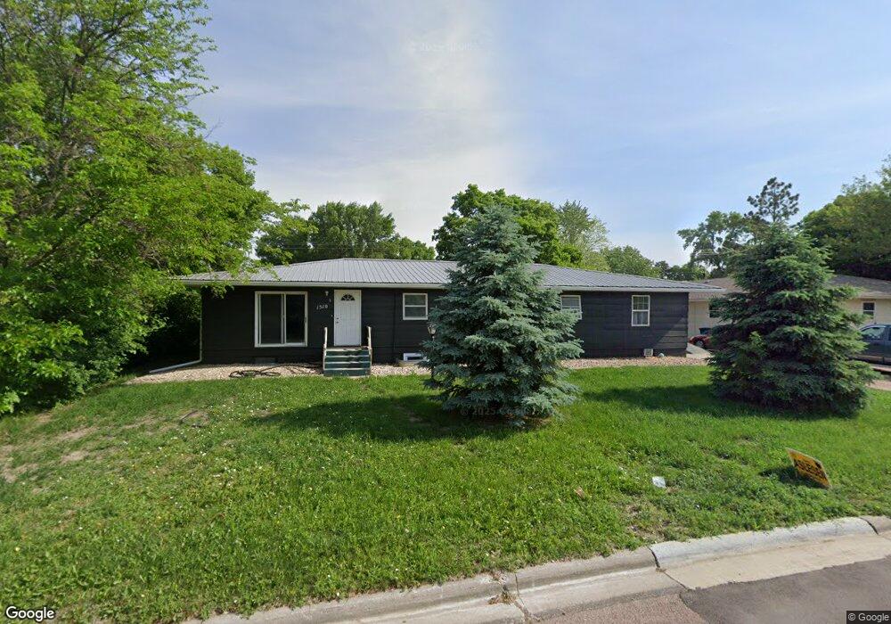 1510 E 1st Ave, Mitchell, SD 57301 - photo 1