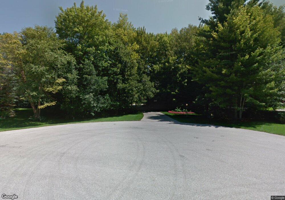 3212 N Carriage Ct, Midland, MI 48642 - photo 1