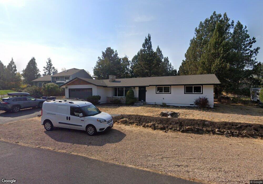 61777 Fargo Ln, Bend, OR 97702 - photo 1