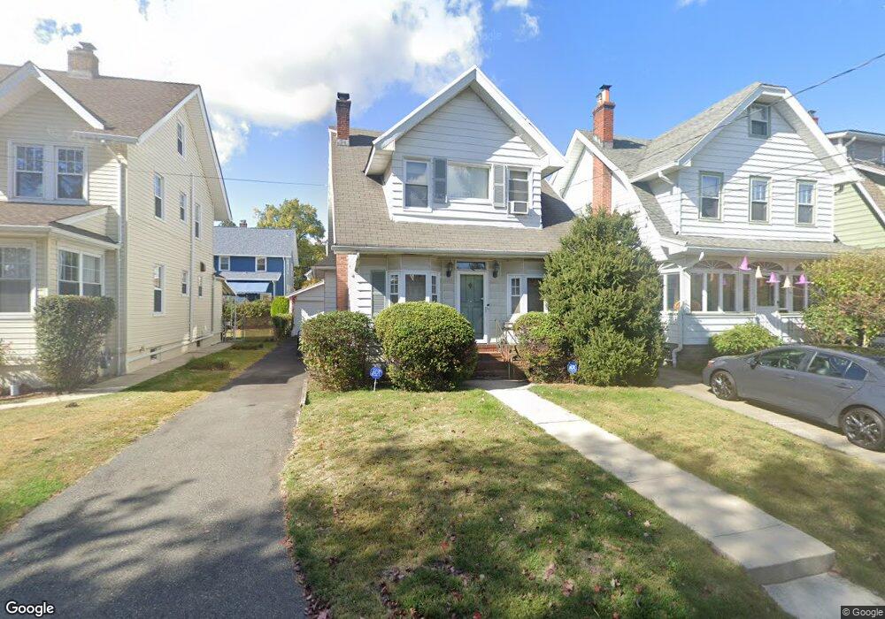 28 Parkway W, Bloomfield, NJ 07003 - photo 1