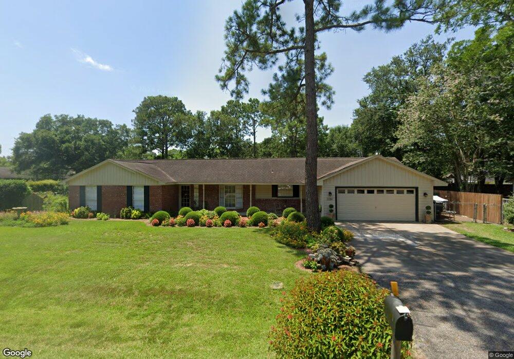 2281 W House St, Alvin, TX 77511 - photo 1