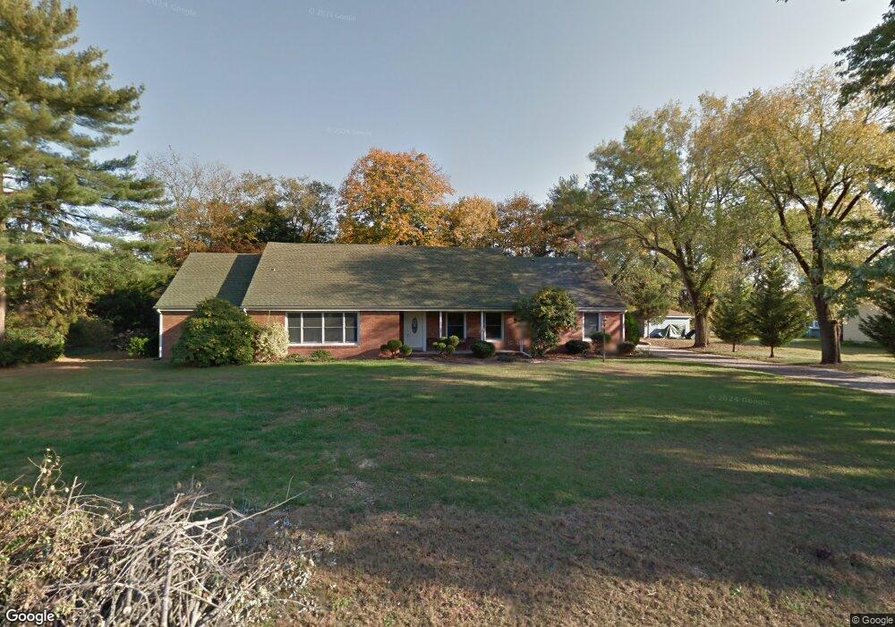 17 Laytons Lake Dr, Penns Grove, NJ 08069 - photo 1